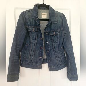 Old Navy Classic Jean Jacket Size M